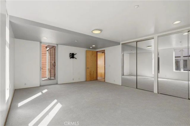 141 S Hudson Avenue 403, Pasadena, CA 91101