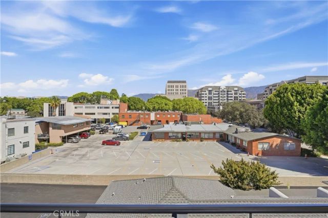 141 S Hudson Avenue 403, Pasadena, CA 91101