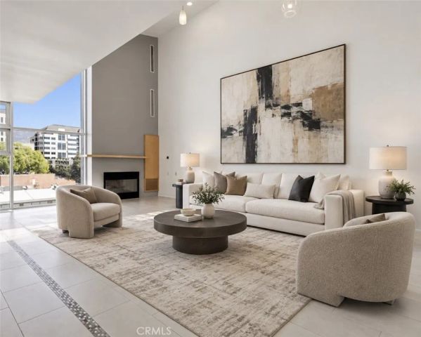 141 S Hudson Avenue 403, Pasadena, CA 91101