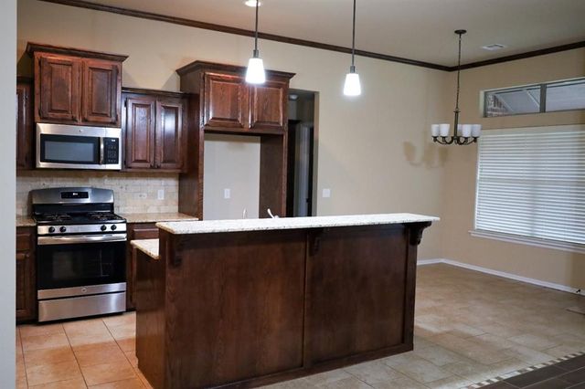 10605 NW 17th, Yukon, OK 73099
