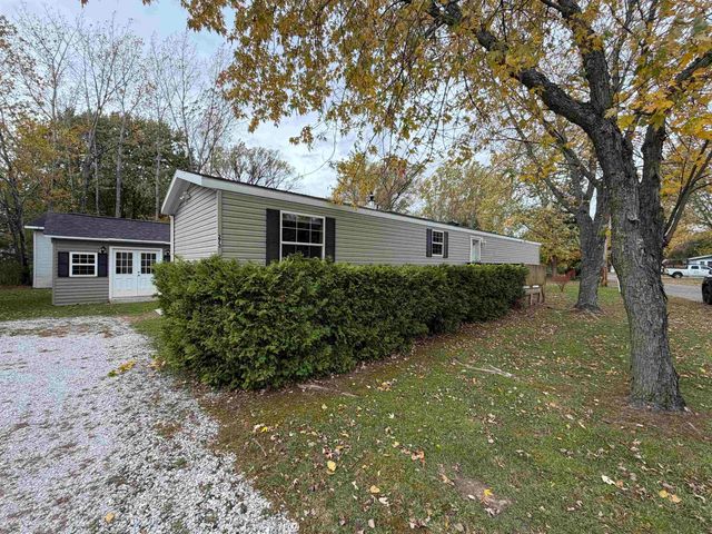 273 Cameron Drive, St. Albans Town, VT 05478