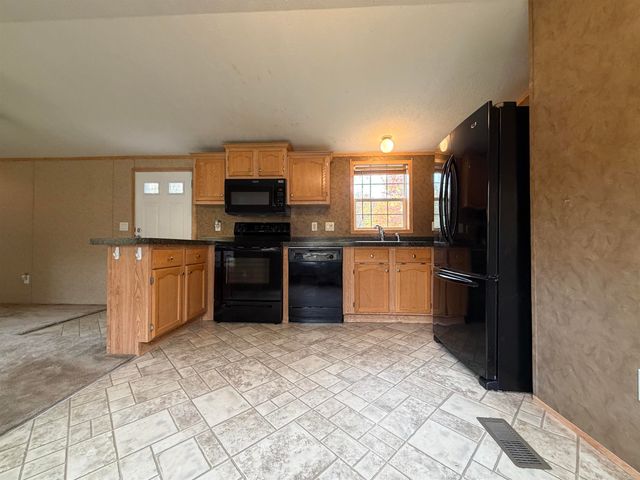 273 Cameron Drive, St. Albans Town, VT 05478