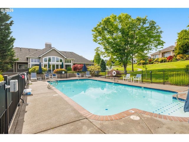 3853 Nw VARDON Pl, Portland, OR 97229