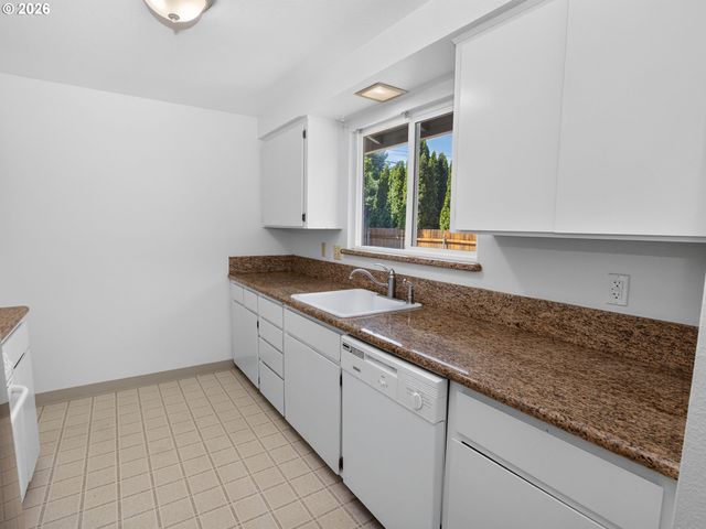 3095 Sw 202ND Ave, Beaverton, OR 97003