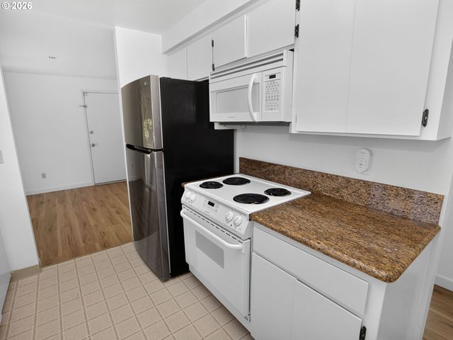 3095 Sw 202ND Ave, Beaverton, OR 97003