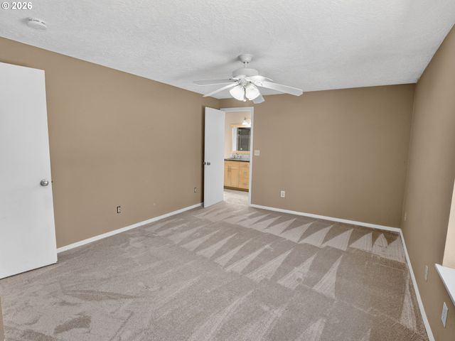 3095 Sw 202ND Ave, Beaverton, OR 97003