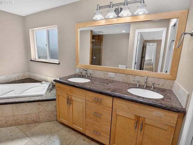3095 Sw 202ND Ave, Beaverton, OR 97003