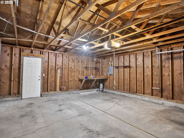 3095 Sw 202ND Ave, Beaverton, OR 97003