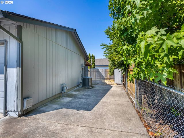 3095 Sw 202ND Ave, Beaverton, OR 97003