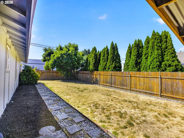 3095 Sw 202ND Ave, Beaverton, OR 97003