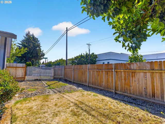3095 Sw 202ND Ave, Beaverton, OR 97003