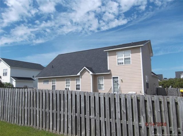 5619 Walking Trail, Hope Mills, NC 28079