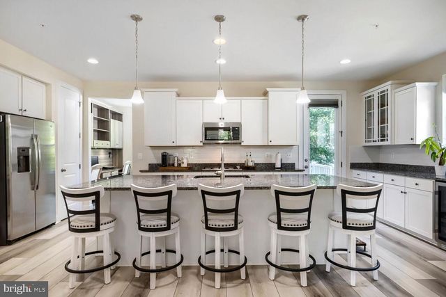 1258 HICKORY HILL CIR, Arnold, MD 21012
