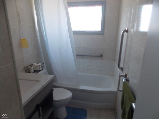 2608 Shawnee Drive, Anderson, IN 46012