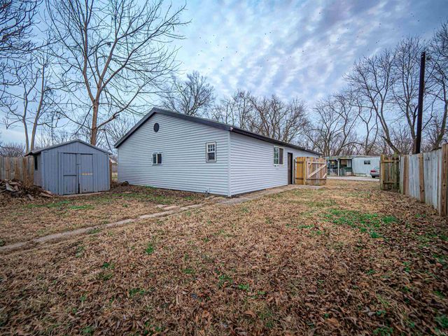 630 E Water Street, Mount Vernon, IN 47620