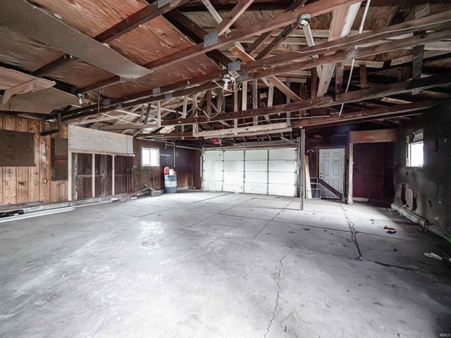 630 E Water Street, Mount Vernon, IN 47620