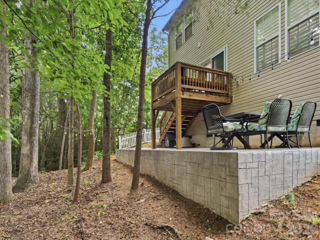 1566 Glenbar Court, Clover, SC 29710