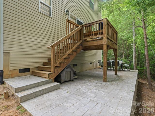 1566 Glenbar Court, Clover, SC 29710