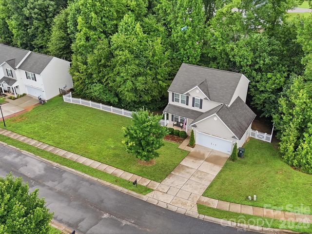 1566 Glenbar Court, Clover, SC 29710