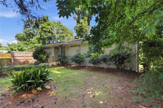 1846 Shamrock Drive, Decatur, GA 30032
