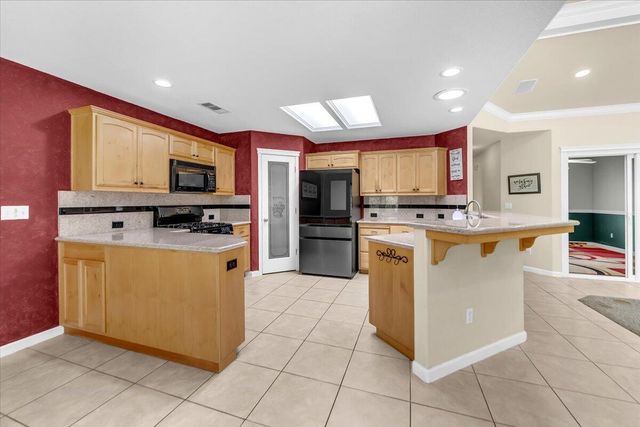 7728 Pit Road, Redding, CA 96001