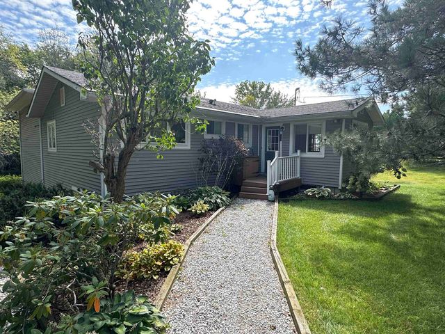 1343 Blockhouse Point Road, North Hero, VT 05474