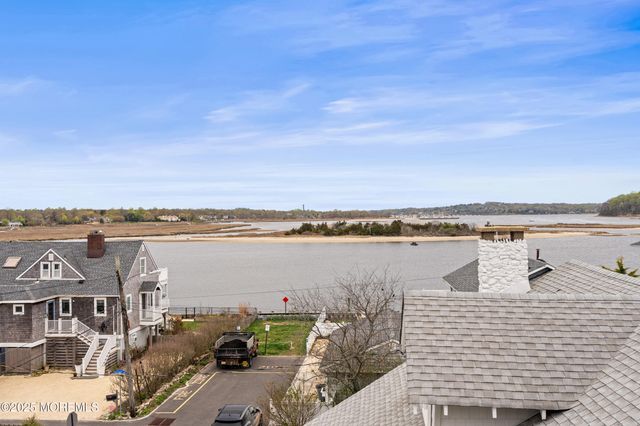 5 Shrewsbury Way, Sea Bright, NJ 07760