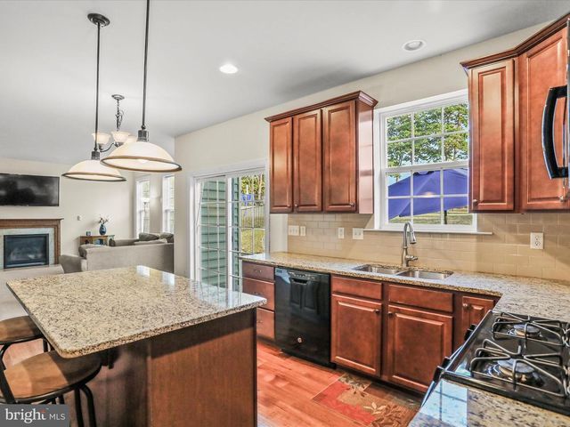 32 SPEND A BUCK DR, Dillsburg, PA 17019