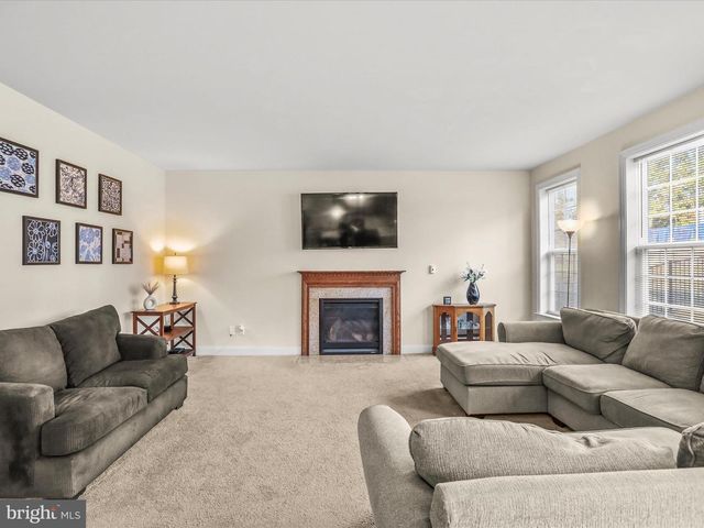32 SPEND A BUCK DR, Dillsburg, PA 17019