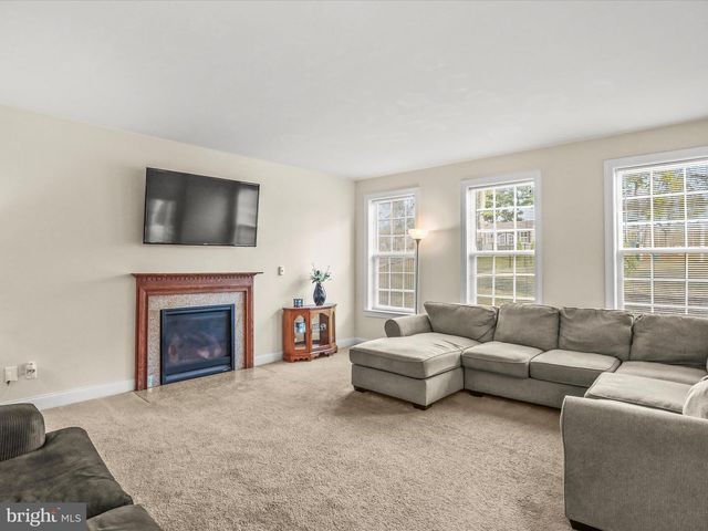 32 SPEND A BUCK DR, Dillsburg, PA 17019