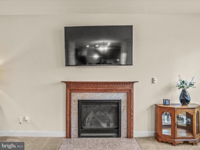 32 SPEND A BUCK DR, Dillsburg, PA 17019