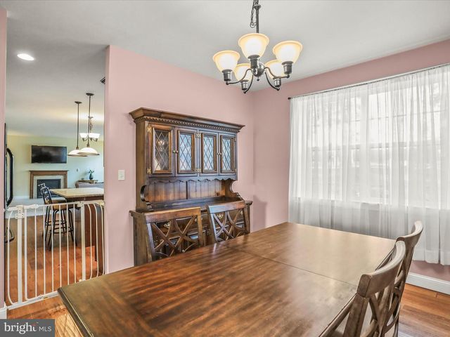 32 SPEND A BUCK DR, Dillsburg, PA 17019