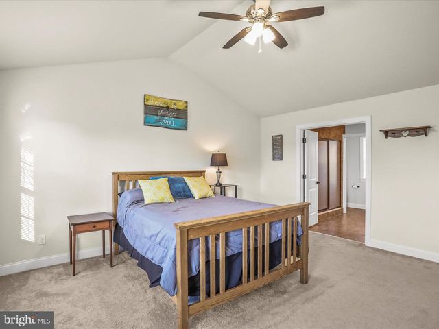 32 SPEND A BUCK DR, Dillsburg, PA 17019