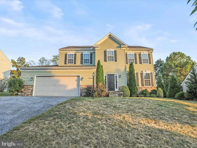 32 SPEND A BUCK DR, Dillsburg, PA 17019
