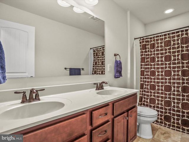 32 SPEND A BUCK DR, Dillsburg, PA 17019