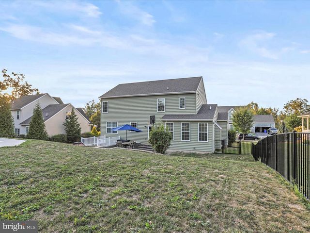 32 SPEND A BUCK DR, Dillsburg, PA 17019