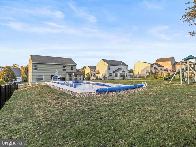 32 SPEND A BUCK DR, Dillsburg, PA 17019