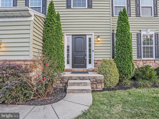 32 SPEND A BUCK DR, Dillsburg, PA 17019