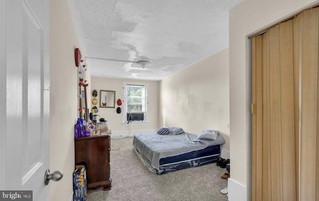 724 DIVISION ST, Trenton, NJ 08611