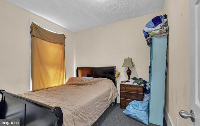 724 DIVISION ST, Trenton, NJ 08611