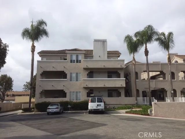 4591 Warner Avenue 203, Huntington Beach, CA 92649
