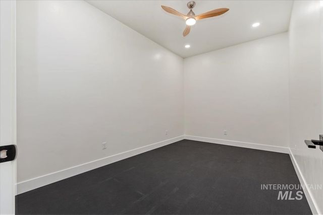 993 S Waning Ln, Eagle, ID 83616