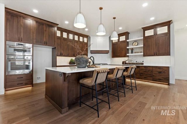 993 S Waning Ln, Eagle, ID 83616