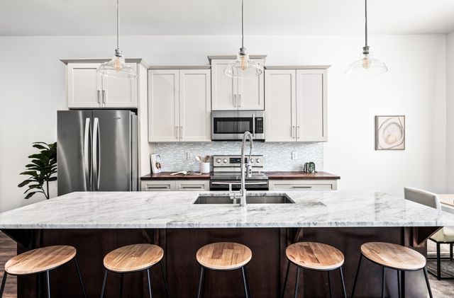 1000 Free Silver Rd, Nashville, TN 37207