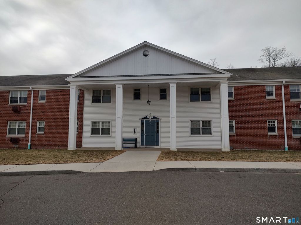 74 West Fourth Street 9A, Derby, CT 06418