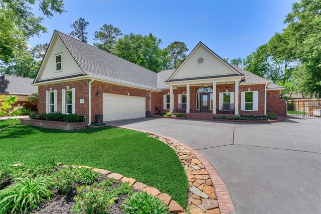 150 Lake View Circle, Montgomery, TX 77356