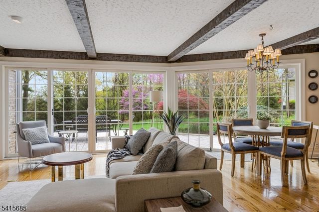 167 Ridge Rd, Watchung Boro, NJ 07069