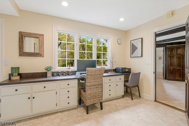 167 Ridge Rd, Watchung Boro, NJ 07069