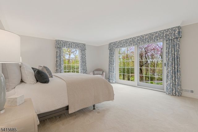 167 Ridge Rd, Watchung Boro, NJ 07069