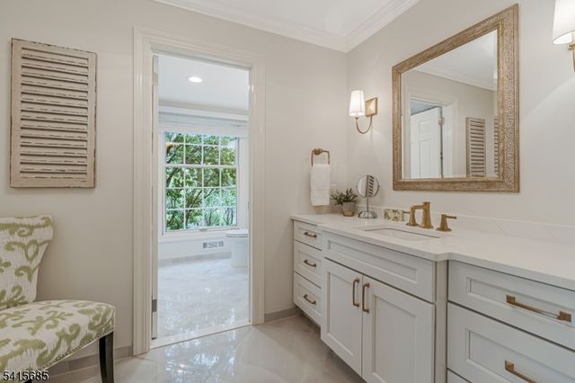 167 Ridge Rd, Watchung Boro, NJ 07069